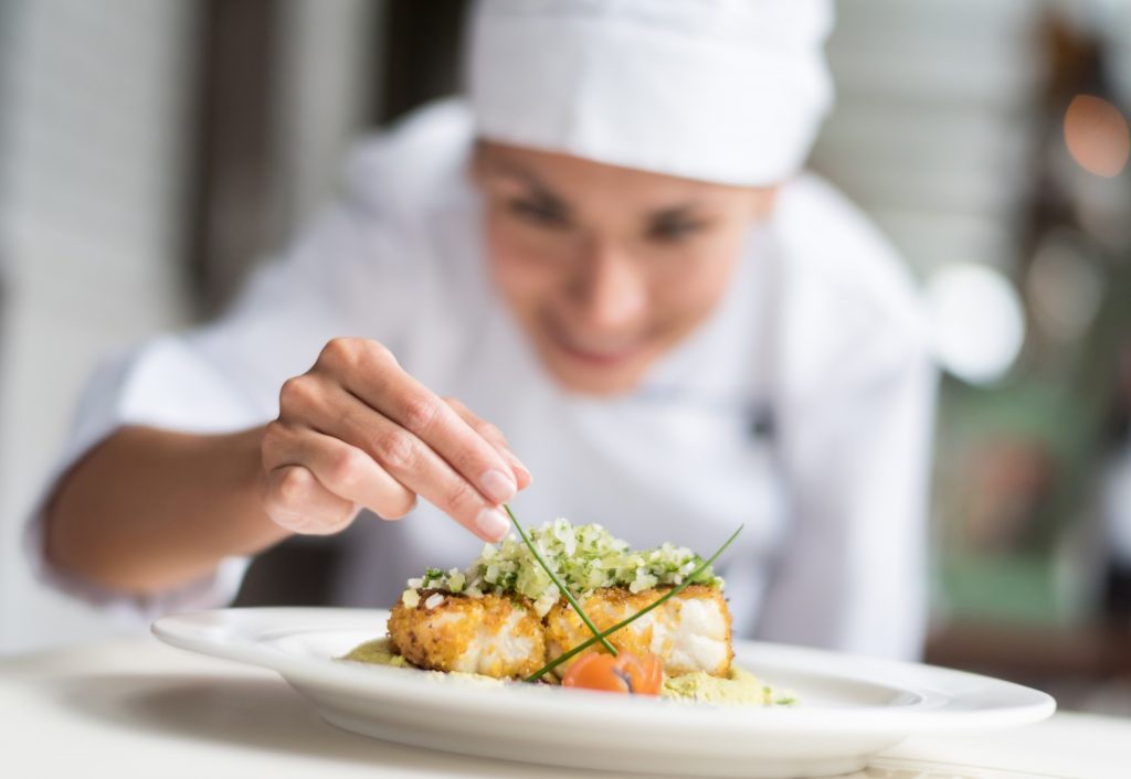 Personal vs. Private Chef – Two Vastly Different Roles